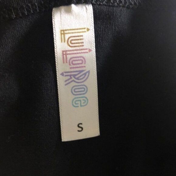 Lularoe Solid Black Long Sleeve T-shirt - Picture 11 of 11